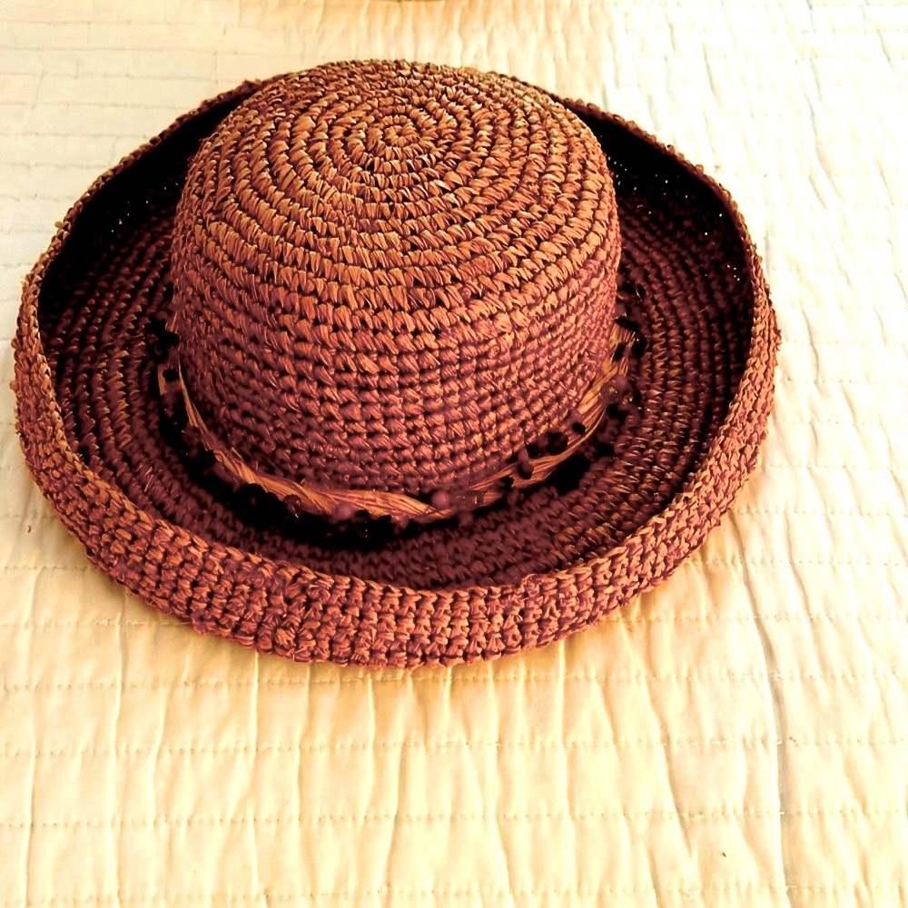 Gorgeous Chico’s straw hat in excellent condition. JUST REDUCED